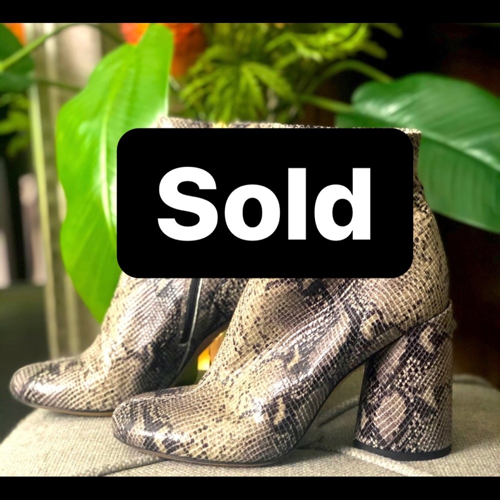 Emporio armani Ankle boots, never worn brand new